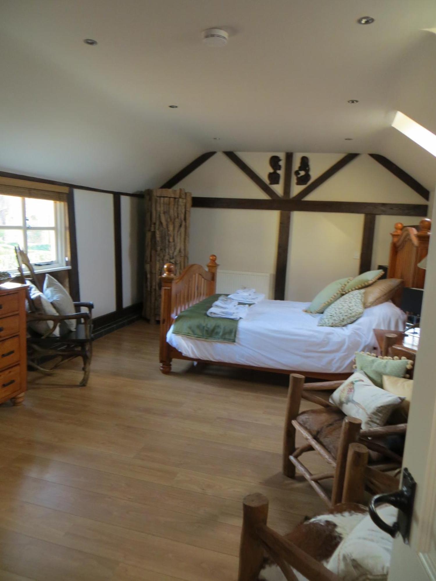 Common Leys Farm Villa Waterperry Szoba fotó